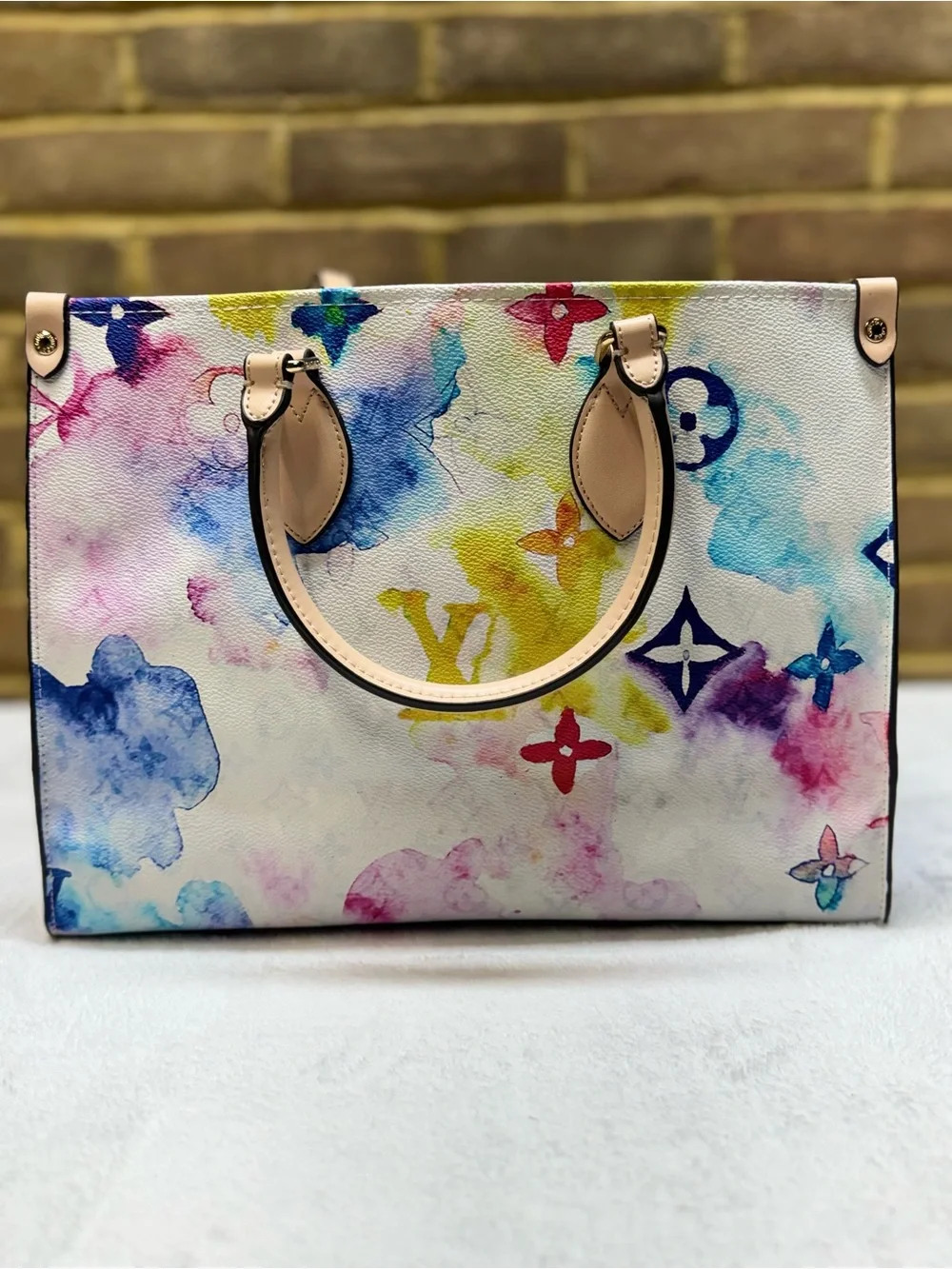 N/A stylish watercolor